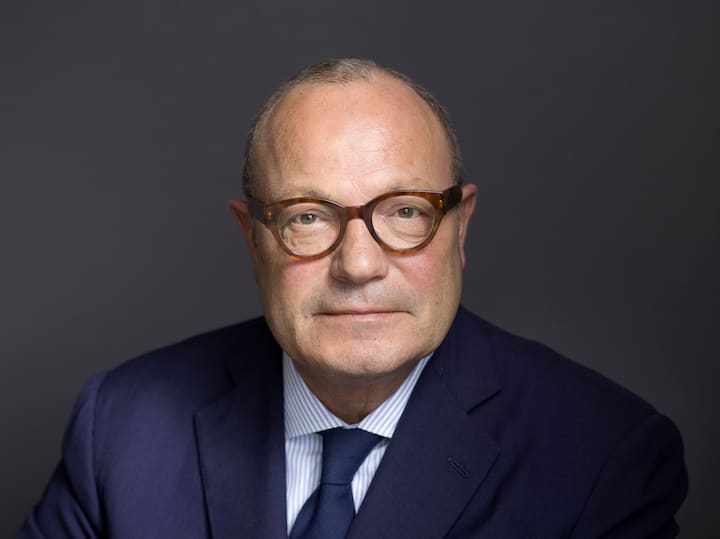 Portrait of Andreas Schmid, president of the Board of Directors of Swiss think tank Avenir Suisse, taken in his office in Zurich, Switzerland, on September 25, 2014. (KEYSTONE/Gaetan Bally) Andreas Schmid, Verwaltungsratspraesident des Think Tanks Avenir Suisse, portraitiert in seinem Buero in Zuerich am 25. September 2014. (KEYSTONE/Gaetan Bally)