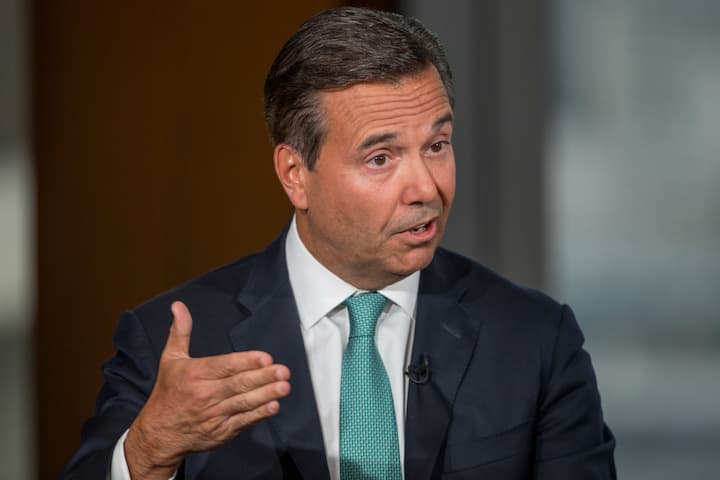 Antonio Horta-Osorio, chief executive officer of Lloyds Banking Group Plc, gestures while speaking during a Bloomberg Television interview in London, U.K., on Wednesday, May 8, 2019. Since taking over as Lloyds chief executive in 2011, Horta-Osorio has accumulated millions of pounds of the bank's shares. Photographer: Jason Alden/Bloomberg