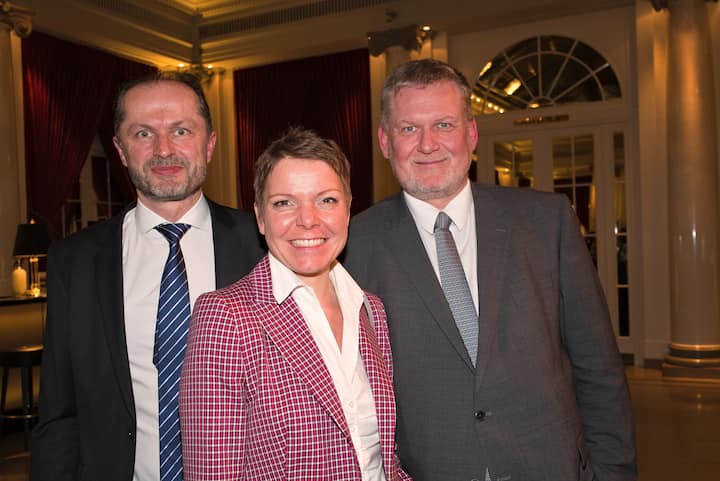 Benoît Revaz, Direktor, Bundesamt für Energie BFE;Antje Kanngiesser, BKW;Reto Egloff, CEO, KPC