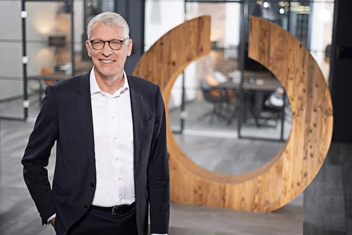 Bernhard Düttmann