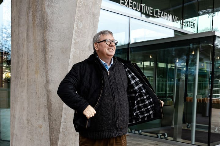 <p>Analytisch: Seit fast 30 Jahren unterstützt Evenett Akteure der Wirtschaft dabei, Veränderungen im weltweiten Geschäftsumfeld zu analysieren und zu verstehen.</p>