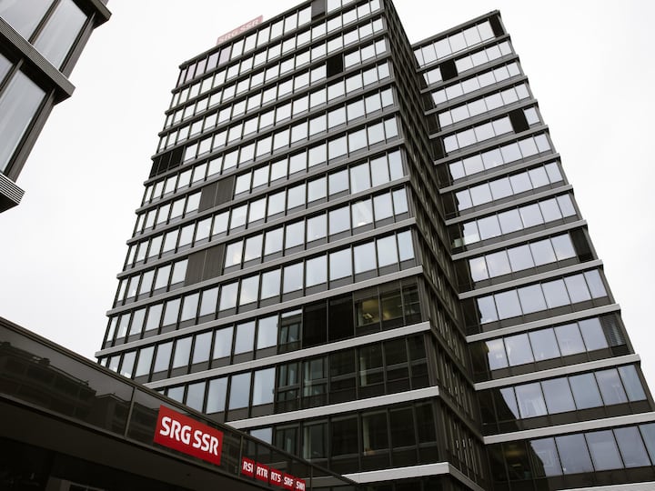 <p>Schmuckloses Hauptquartier: In ihrem neuen Büro in der Generaldirektion in Bern ist Wille selten – sie reist von Standort zu Standort.</p>