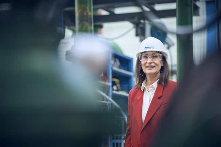 <p>Thomas Ausbildung als Verfahrenstechnikerin mit Schwerpunkt Chemie war ein Startvorteil.</p>