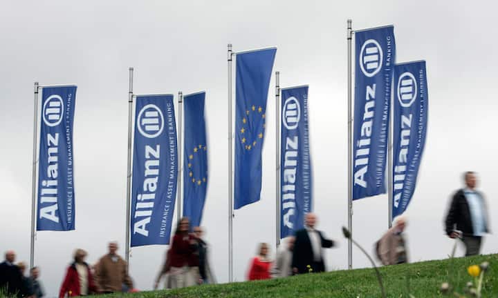 Fahnen der Allianz