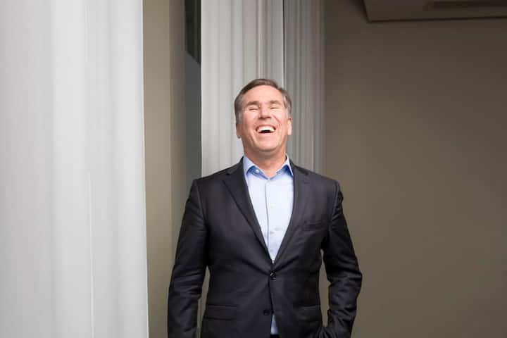 Porträt von Jan Jenisch, CEO der Lafarge-Holcim.