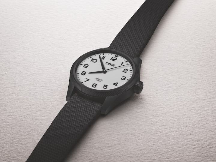 <p>Die Uhr ist auf 250 Exemplare limitiert.</p>
