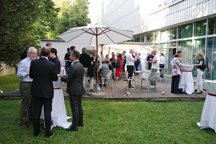<p>Garden Party</p>