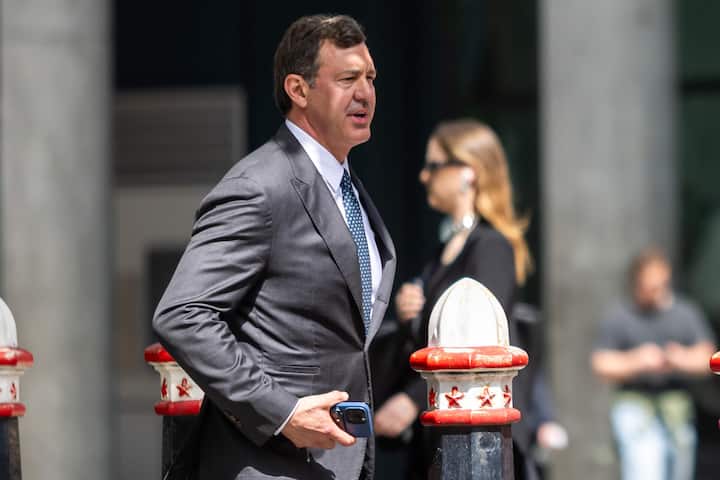 <p>Eric Varvel, Ex-Chef des Assetmanagements der CS, nach seinem Auftritt vor dem Londoner Gericht.</p>