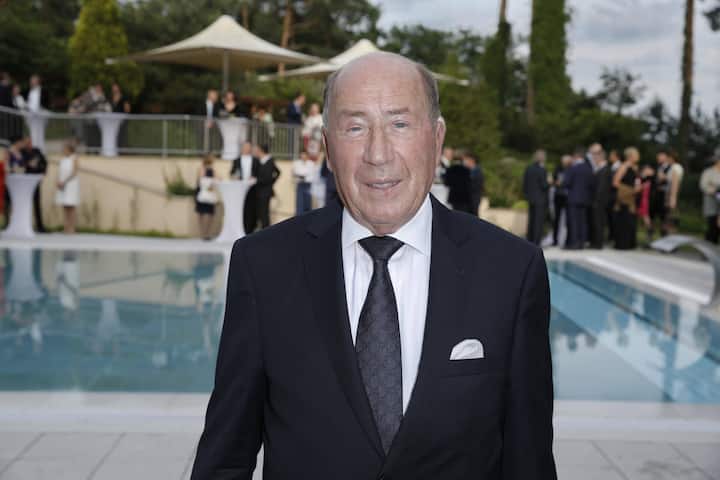 <p>Der Platzhirsch: Erwin Müller. Die Schweiz ist für den 92-jährigen Patron ein Kernmarkt, den es zu ­verteidigen gilt.</p>