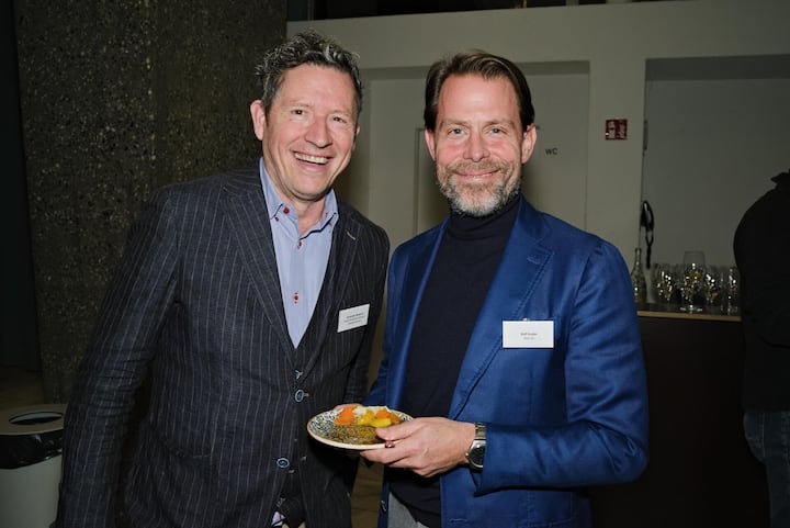 <p>Alexander Maycock, Rudolf Bindella Weinbau-Weinhandel AG; Rolf Studer, Oris SA.</p>