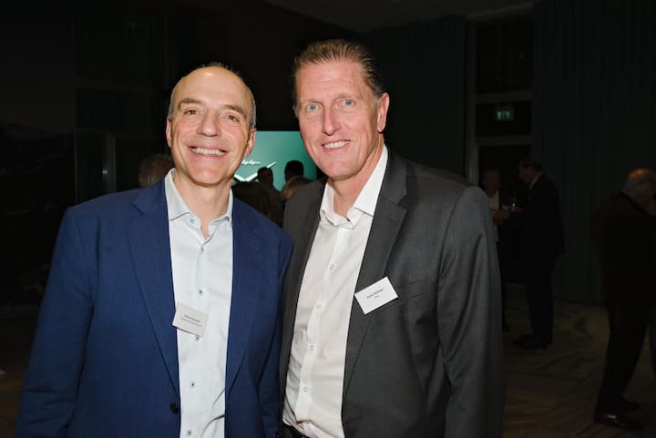 <p>Stefano Santinelli, Swisscom Directories AG; Gustav Baldinger, PWC.</p>