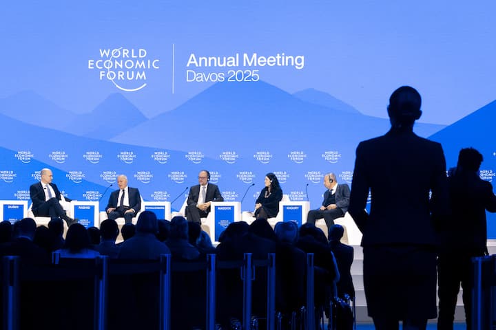 <p>Neben den geschlossenen Sitzungen gibt es mit dem Open Forum auch öffentlich zugängliche Veranstaltungen.</p>