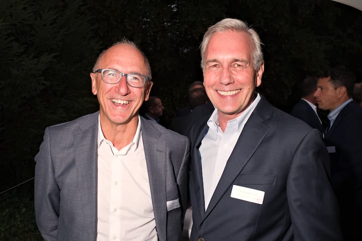 Heinz Hasler, Credit Suisse;Christoph Studinka, Proventis Partners AG