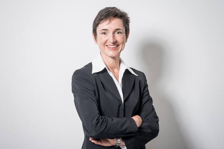 JACQUELINE JAKOB