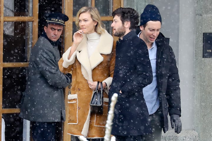 18JAN2020 - KARLIE KLOSS IN SANKT MORITZ, SWITZERLAND.