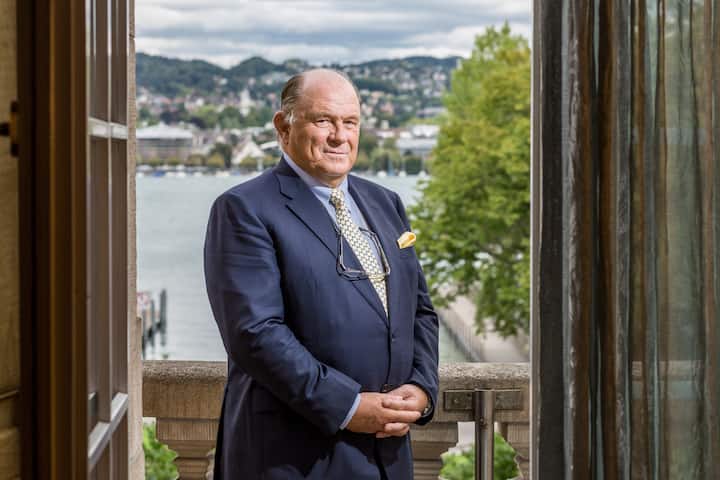 Walter B. Kielholz, Verwaltungsrat des RÃ¼ckversicherers SwissRe am Hauptsitz von SwissRe am Mythenquai in ZÃ¼rich. 