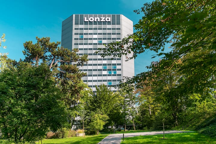 Lonza von aussen