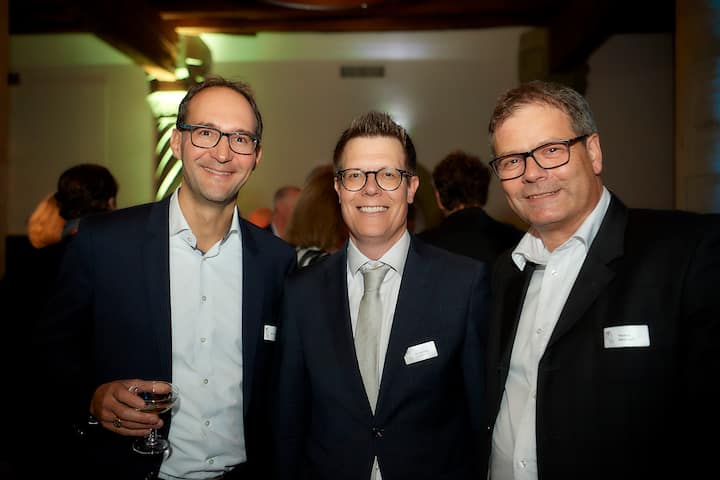 Preisverleihung des 5vor12-Preis fuer Deregulierung von StrategieDialog21 und dem Swiss Venture Club im Rathaus Bern. Mario Marti, Rechtsanwalt, Martin Foehse, Rechtsanwalt, Thomas Noesberger, Konsulent. Alle Kellerhals Carrard. © Adrian Moser / Bilanz