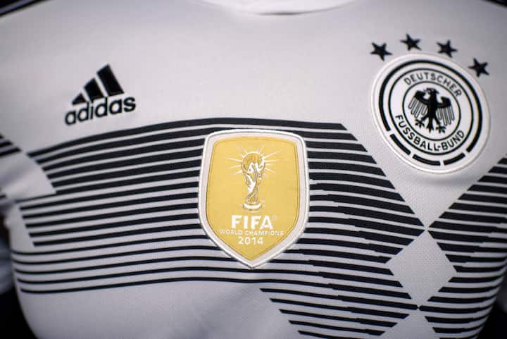 Fussball_WM_Adidas