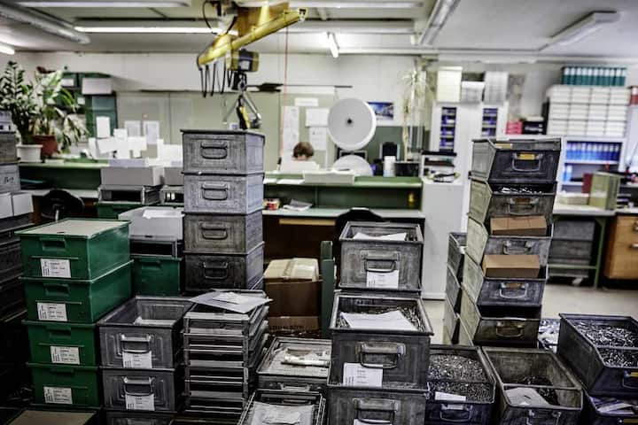 Reporage Ã¼ber die Produktion der Victorinox Taschenmesser.