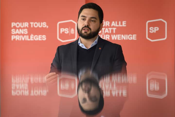 Cedric Wermuth, Co-Präsident SP Schweiz und Nationalrat SP (AG), spricht am traditionellen Drei-Koenigs-Apero, am Donnerstag, 6. Januar 2021, im Restaurant «las alps», Alpines Museum der Schweiz, in Bern.