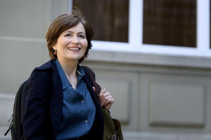 Grüne-Parteipraesidentin und Nationalrätin Regula Rytz auf dem Weg zum Austausch mit den Parteien und dem Bundesrat wegen der Coronavirus-Krise.