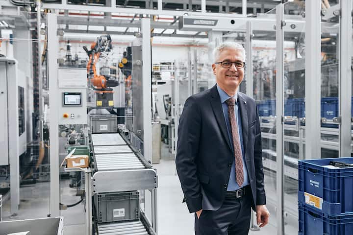 MARTIN ZIEGLER, Leitung Konzernbereich Operations