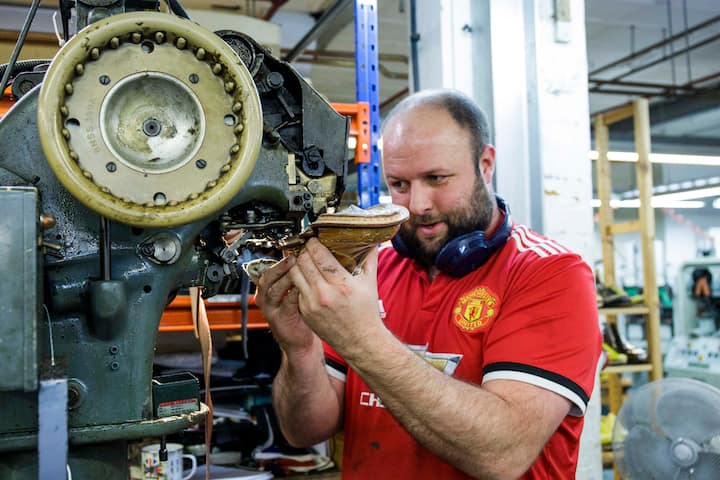 Herzstück edler Schuhe ist der angenähte Rahmen, bekannt als «Goodyear welted».