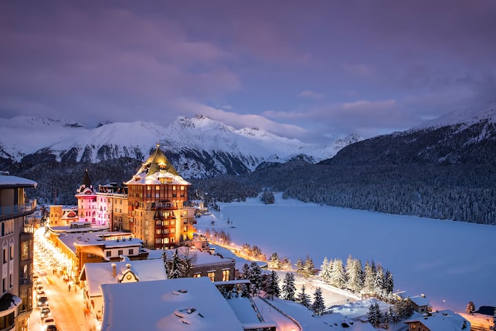 Platz 12 (15): Badrutt’s Palace, St. Moritz