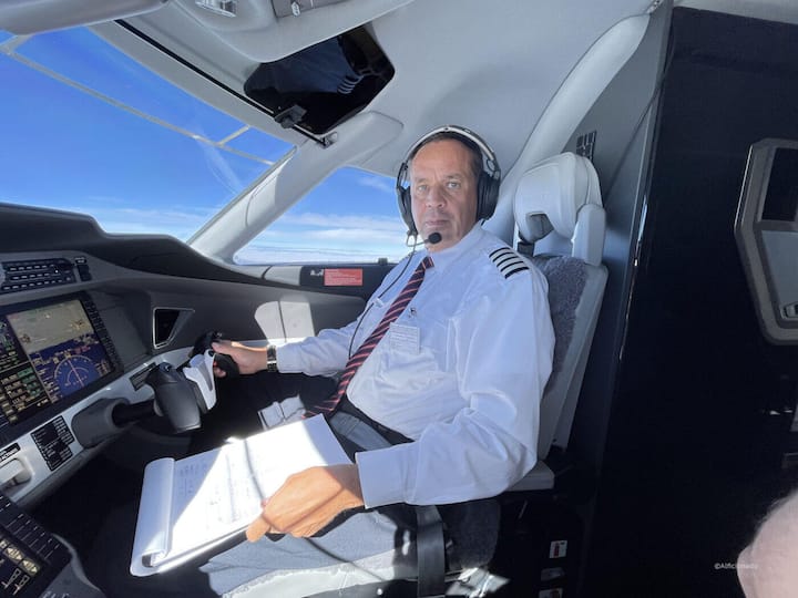 geduld verlorenInvestor und Hobbypilot Rainer-Marc Frey hat seinen Anteil auf rund fünf Prozent reduziert.