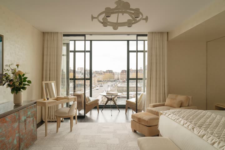 Platz 10 (Vorjahr: 7): Cheval Blanc Paris, Paris