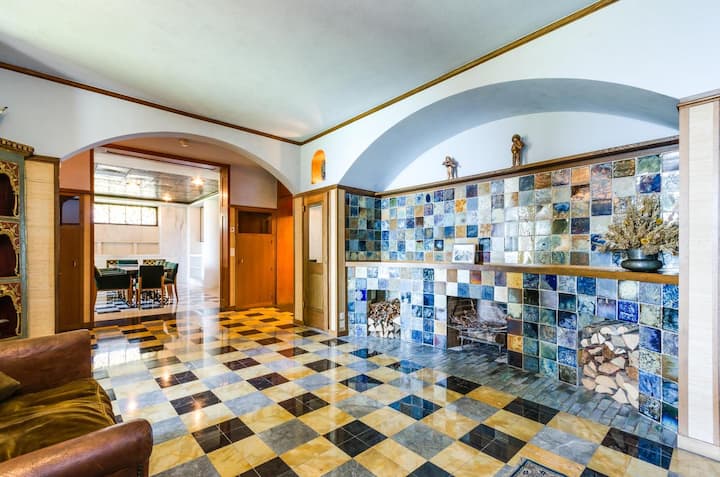 Villa «Le Karma» am Genfersee in Montreux VD