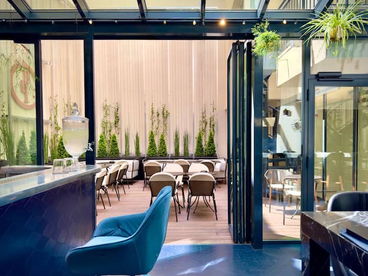 Hotel Perpetual