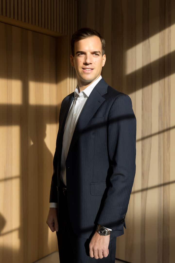 Doppelinterview Bidermann und Marchesin POTRAIT: JAY BIDERMANN, PARTNER, RAHM & BODEMER BANK Fotografiert in ZÃ¼rich am 3.12.2024