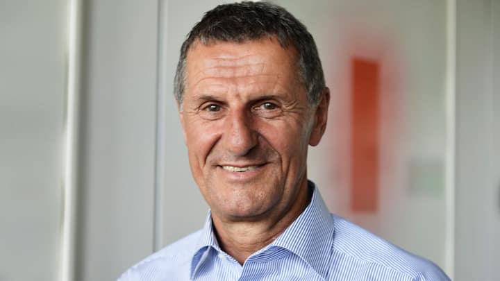 Jürg Bucher: Dezember 2009–August 2012  Der frühere Postfinance-Chef konsolidierte operative Einheiten, optimierte Abläufe und stärkte den Kundenfokus. 