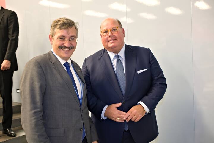 Michael Hengartner, Rektor, Uni Zürich und designierter Präsident des ETH-Rates;Edward T. McMullen Jr. , Botschafter der USA in der Schweiz;