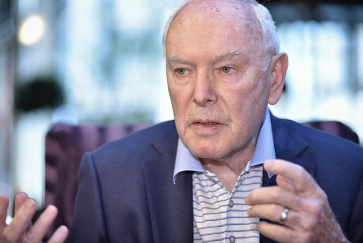  Assessment-Koryphäe Robert Hogan: 1987 gründete der Professor, der in Berkeley promovierte, Hogan Assessments, einen Anbieter von Beratungs- und Bewertungslösungen.