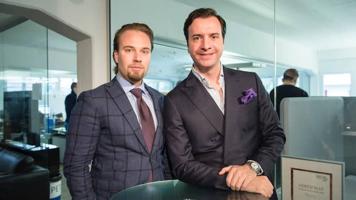 Robert Plantak und Herrn Gjeloshi (links Plantak, rechts Gjeloshi)