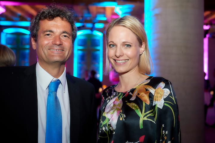 Preisverleihung des 5vor12-Preis fuer Deregulierung von StrategieDialog21 und dem Swiss Venture Club im Rathaus Bern. Rudolf Minsch, EconomieSuisse, Mascha Santschi, Rechtsanwaeltin. © Adrian Moser / Bilanz