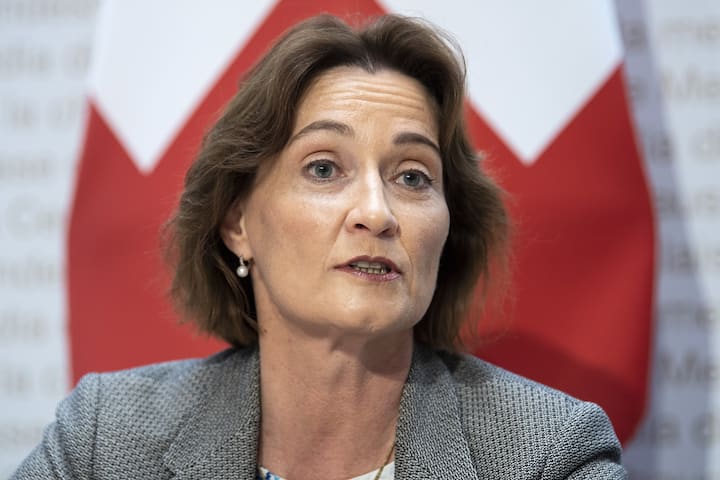 EDA-Staatssekretaerin Pascale Baeriswyl aeussert sich zur Ernennung zur neuen Chefin der Staendigen Mission der Schweiz ab 2020, am Mittwoch, 21. August 2019, in Bern. (KEYSTONE/Peter Schneider)