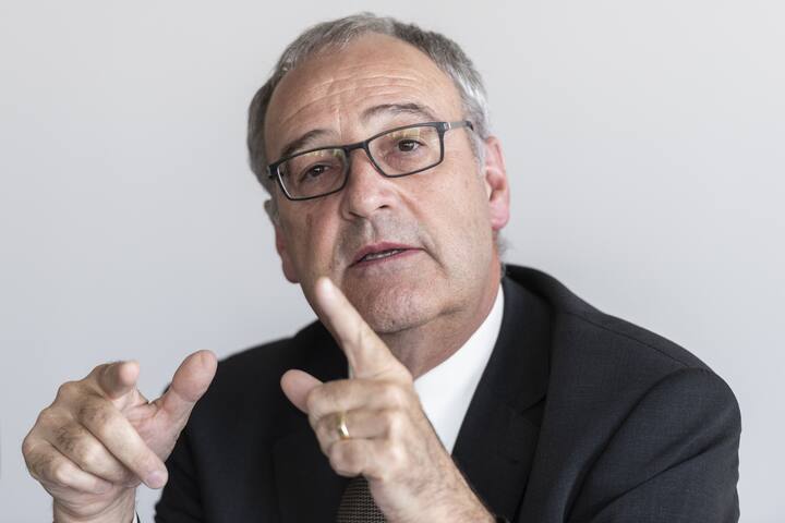 Bundesrat Guy Parmelin, Vorsteher des Departements fuer Wirtschaft, Bildung und Forschung WBF, spricht an einer Medienkonferenz zum Abschluss der Verhandlungen zwischen der Europaeischen Freihandelsassoziation EFTA (Island, Liechtenstein, Norwegen und Schweiz) und den Mercosur-Staaten (Argentinien, Brasilien, Paraguay und Uruguay), am Samstag, 24. August 2019, in Kloten. (KEYSTONE/Melanie Duchene)