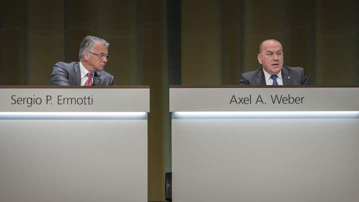 Sergio P. Ermotti, Group Chief Executive Officer of Swiss Bank UBS, left, and Axel A. Weber, Chairman of the Board of Directors of Swiss Bank UBS, right, pictured during the general assembly of the UBS in Basel, Switzerland, on Thursday, May 2, 2019. (KEYSTONE/Georgios Kefalas)