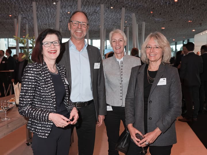 Sylvia Raguth, MANDAT-IN;Rainer Hayoz, MATRIX Immobilien;Barbara Hayoz, Für Angelegenheiten GmbH;Johanna Schwegler, Wilhelm AG