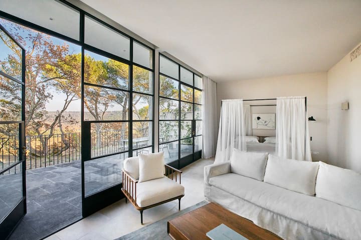 Villa La Coste, Luberon                               