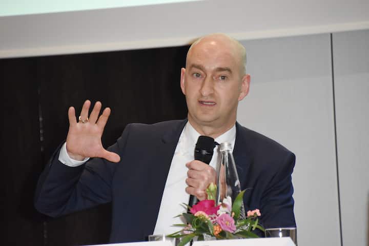 Wilken Bormann CEO Lufthansa Hub Muenchen Muenchen 02.12.19 IN der IHK Muenchen Oberbayern. Mobilitaet im Großraum Muenchen  Welche Rolle nimmt der Wirtschaftsmotor Flughafen in Zukunft IHK *** Wilken Bormann CEO Lufthansa Hub Munich Munich 02 12 19 IN IHK Muenchen Oberbayern Mobility in the Greater Munich Area  What role will the airport play in the future as an economic engine IHK 