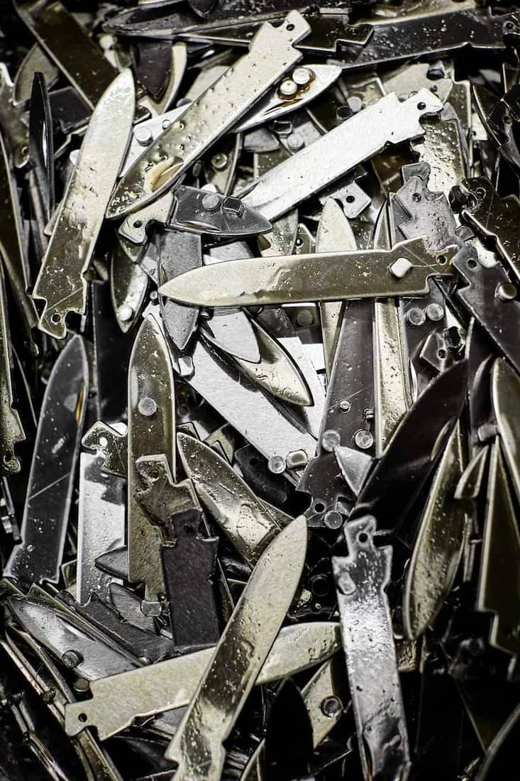 Reporage Ã¼ber die Produktion der Victorinox Taschenmesser.