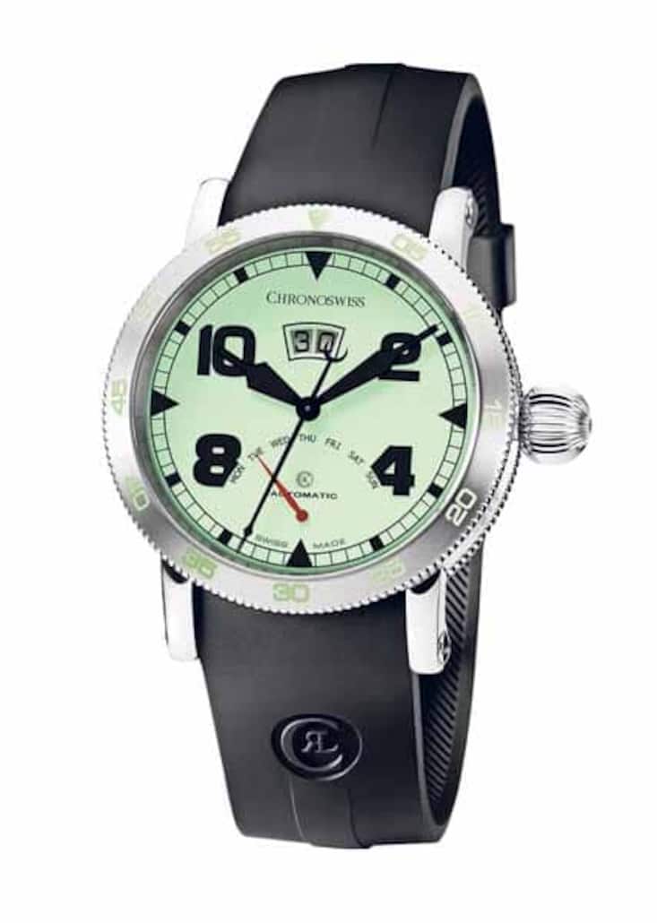 Timemaster Retrograde Springer: Das ist eine 2014er-Neuheit zur Eröffnung des Firmensitzes in Luzern. Beim jüngsten Neuzugang der Timemaster-Familie, ausgerichtet auf sportlich orientierte Uhren-Afficionados, bezieht sich «retro» aber nicht etwa auf das Design, sondern auf die Funktion. Mit der retrograde Day präsentiert die über 30-jährige Marke erstmals einen Timemaster mit retrograder Wochentagsanzeige.
Preis: 4700 Franken