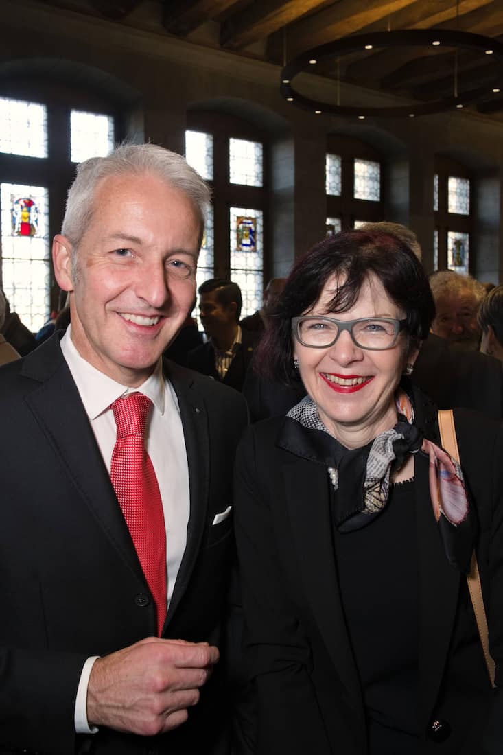 Andreas Reber, UBS Switzerland AG;Sylvia Raguth, Mandat-In