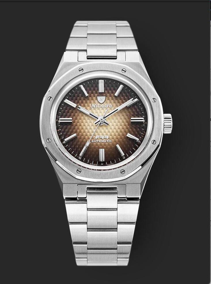 Voll im VintageTrend. Die F77 von Nivada Grenchen für 1150 Franken.