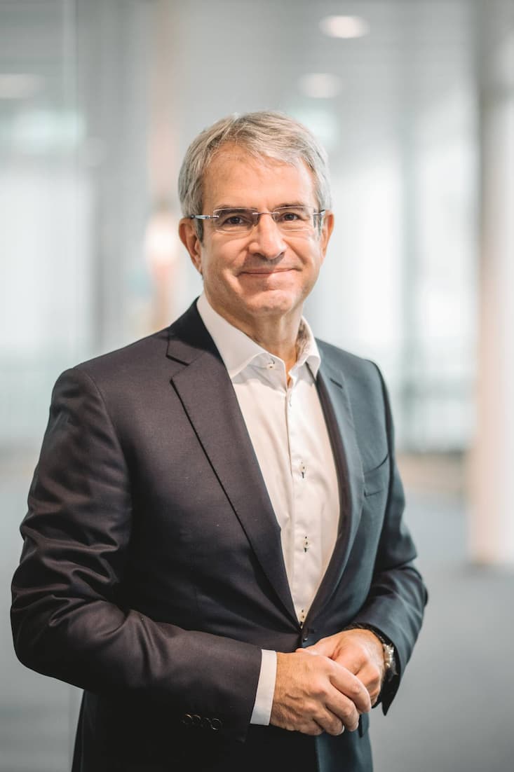 Drittplatzierter ist Nestlé-Chef Laurent Freixe.